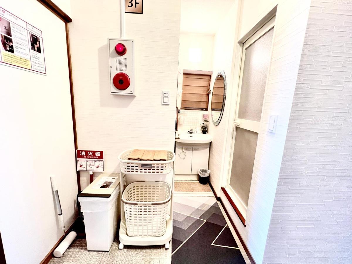 Kansai Guesthouse: Convenient Tsuruhashi Near Namba And Universal
